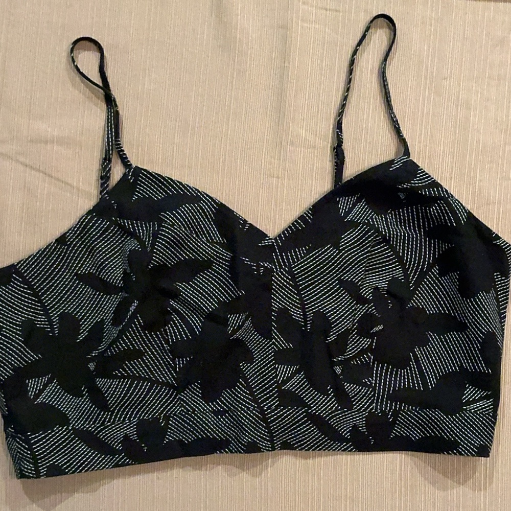 Linen blend Black Floral Crop Top